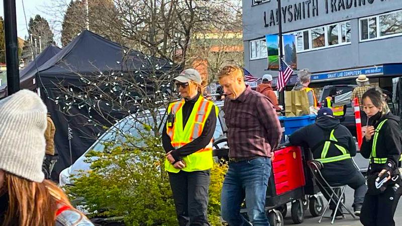 ‘Resident Alien’ wraps up filming of third season in Ladysmith