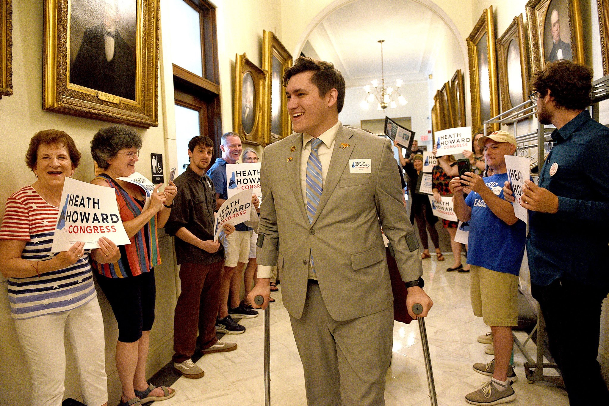 <p class="">Howard says he can bring change to Washington as he files to run in 1st District</p>