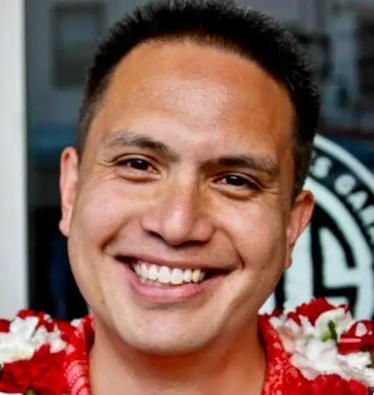 <p class="">Ikaika Hussey</p>