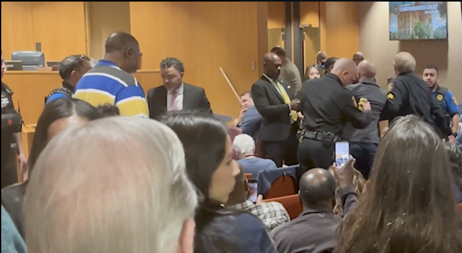 <p class=""><strong>Tarrant County Judge orders multiple removals during heated commissioners meeting</strong></p>
