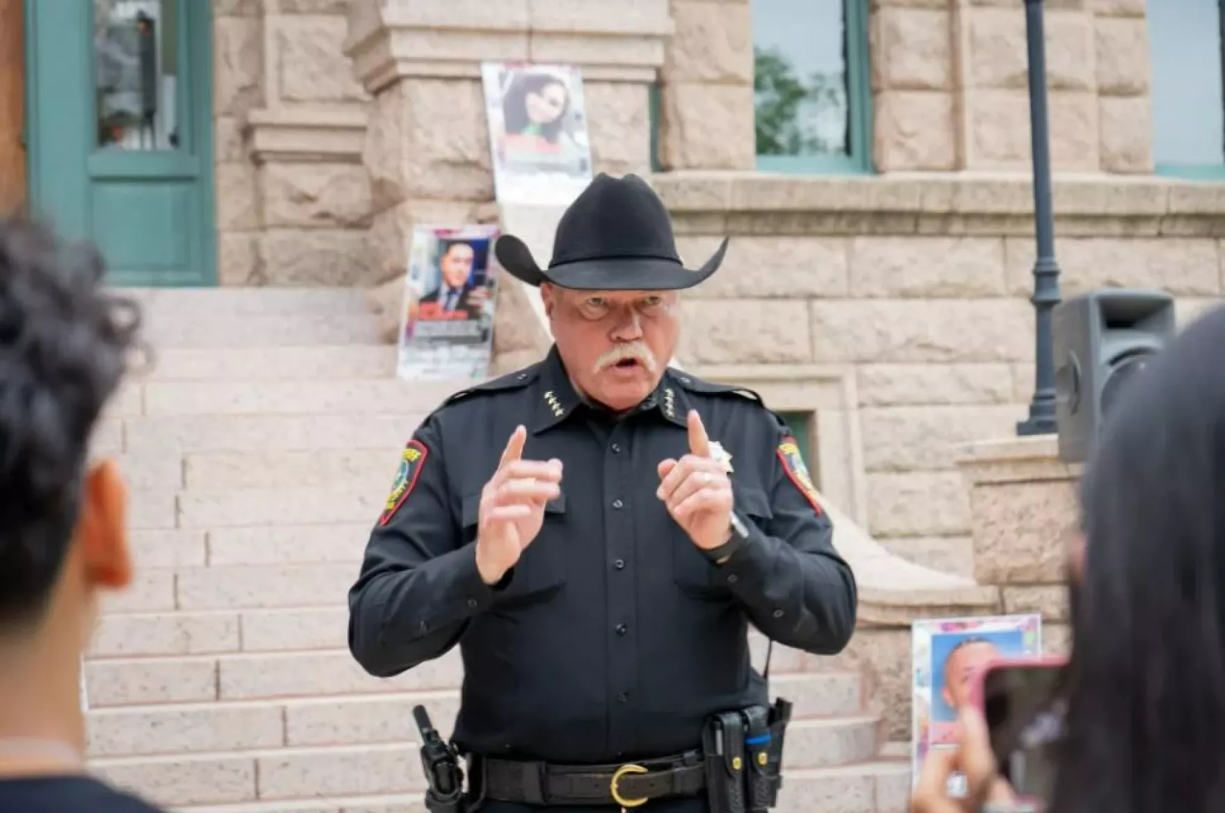 <p class=""><strong>Tarrant County sheriff refuses to give briefings requested by Commissioner Simmons on jail deaths</strong></p>