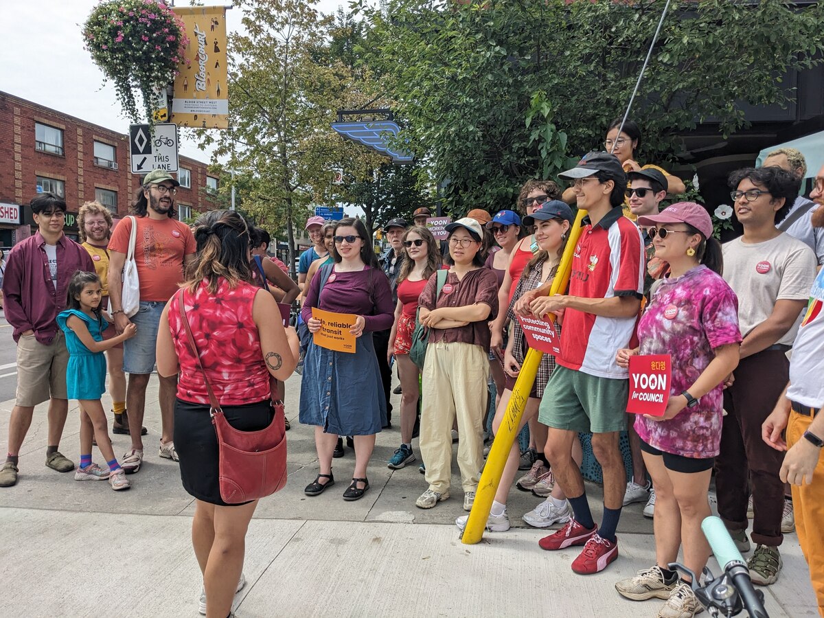 Super Canvass Sundays - 3-6pm