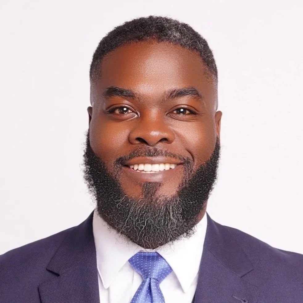 <p class="">Dr. William Hayes</p>