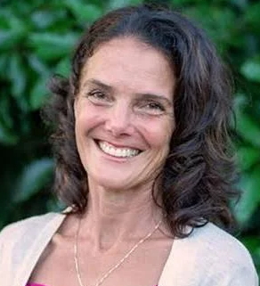 <p class="">Amy Perruso</p>