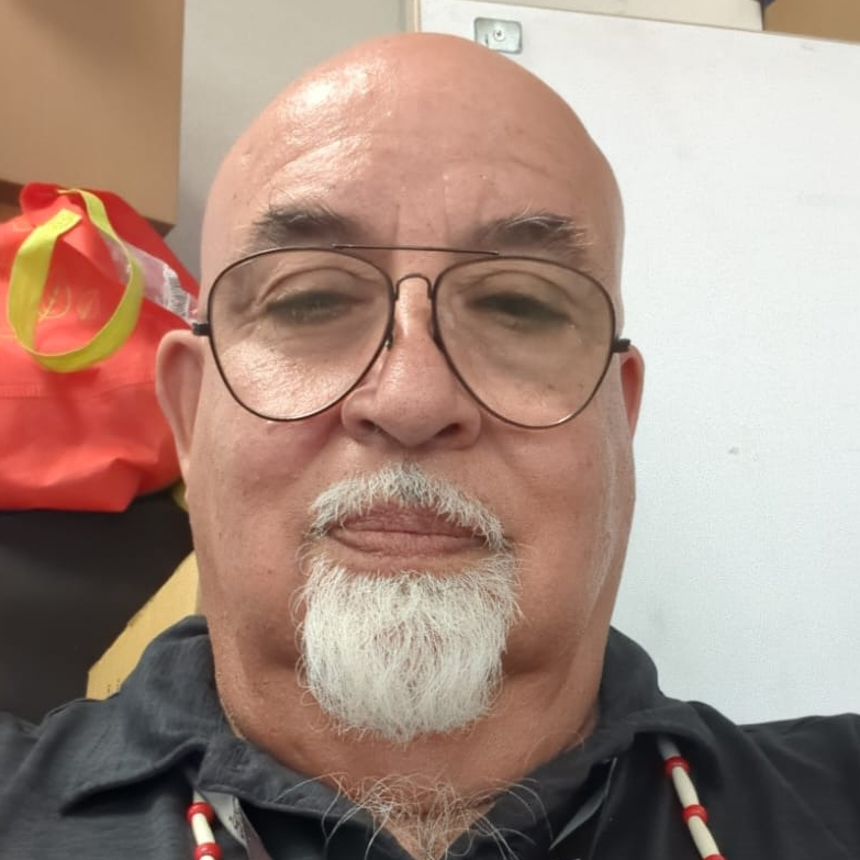 <p class=""><strong>Carlos Pelayo</strong> </p>