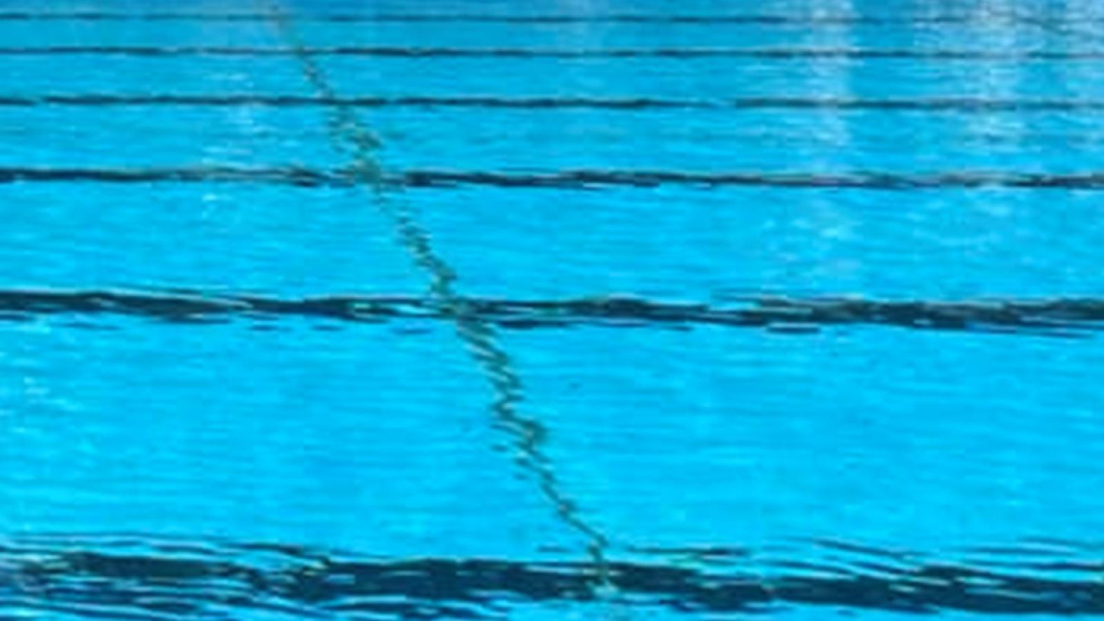 pool close-up of water and lanes