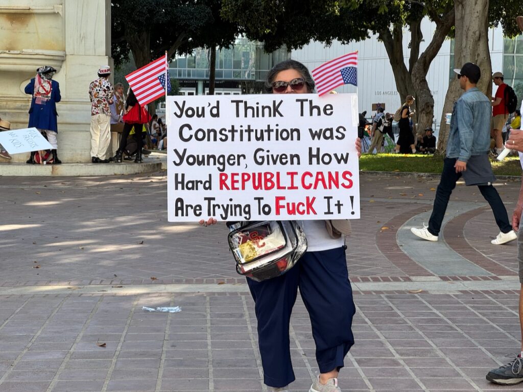 No Kings 3 - Consitiution