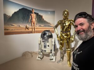 be3n, R2D2, and C-3PO