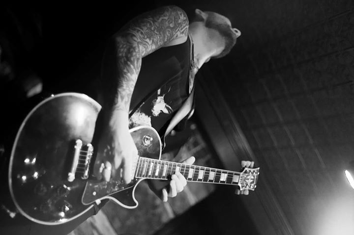 ANDREi NOBBS & The Electric Ladiez - Pub St-Paul