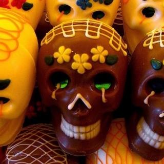 Atelier-création : des crânes en chocolat !?