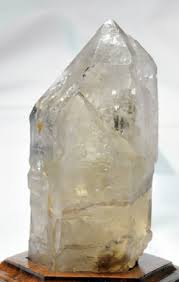 ATELIERS SUR LES PIERRES ET LES CRISTAUX