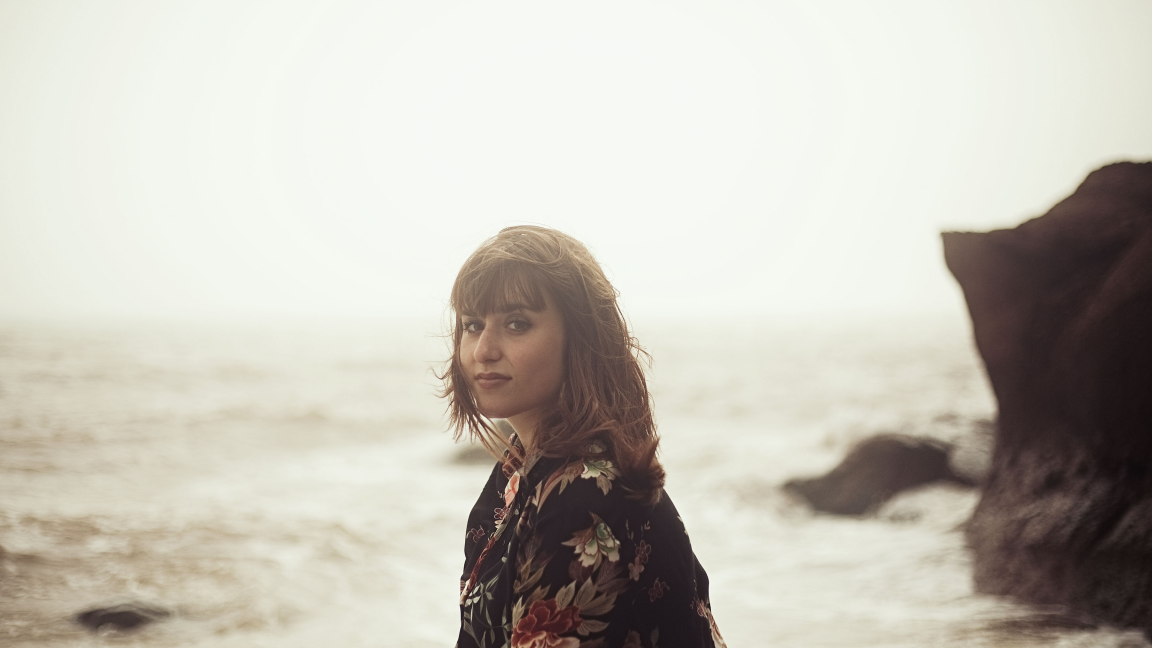 Caroline Savoie, Pourchasser l'aube