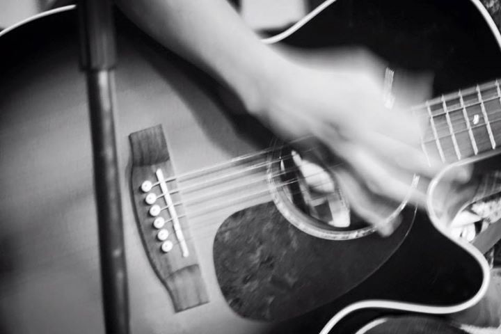 Chicks with Picks Mtl, 2nd Edition