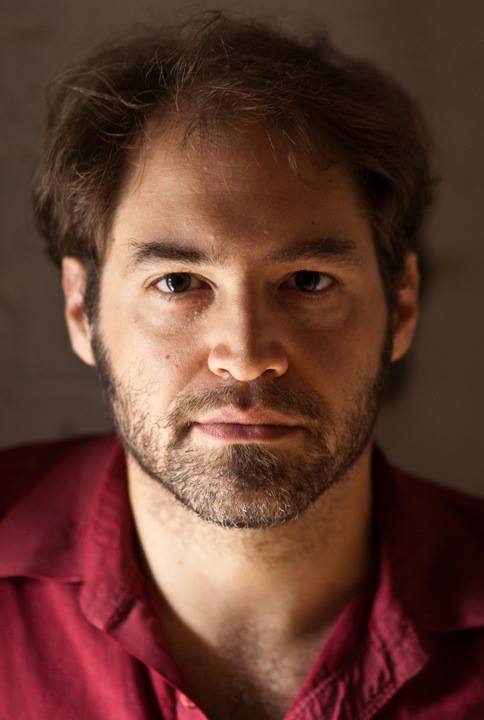 COLLABORER AVEC UN PRENEUR DE SON ET UN MONTEUR SONORE