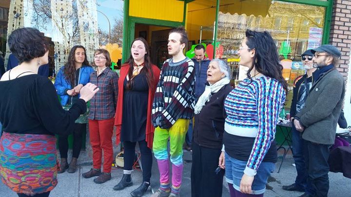 Community Sing! // Soirée de chant communautaire!