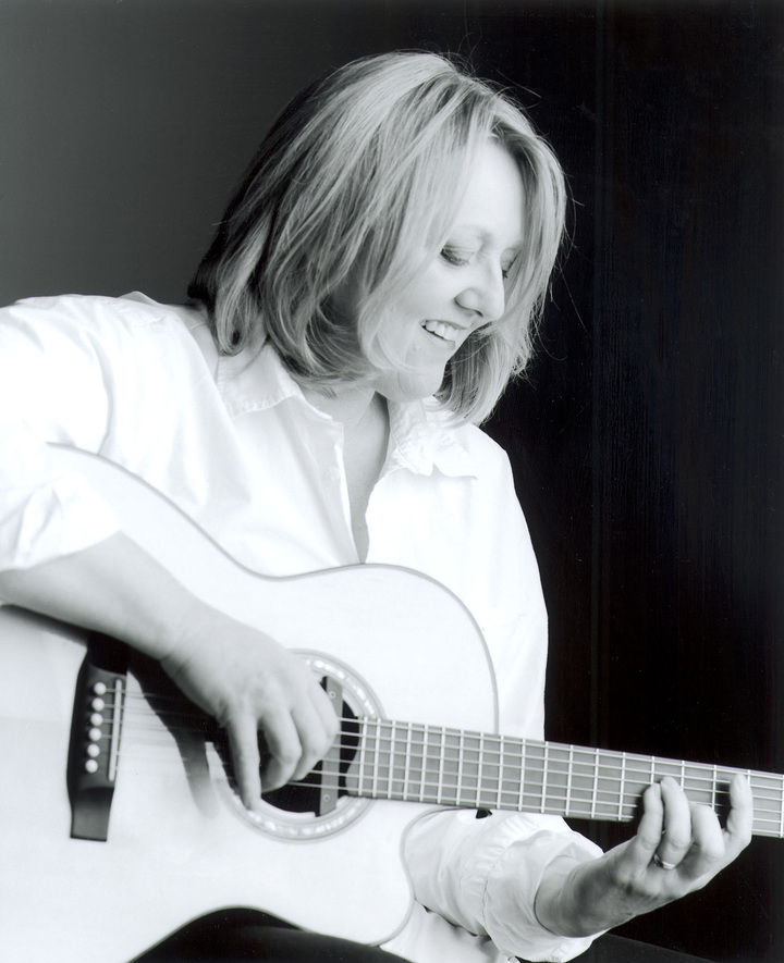 Connie Kaldor + Aleksi Campagne and Les Barricades