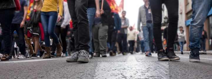 Contingent UdeM à la manifestation : Rien ne va plus en éducation Montréal !