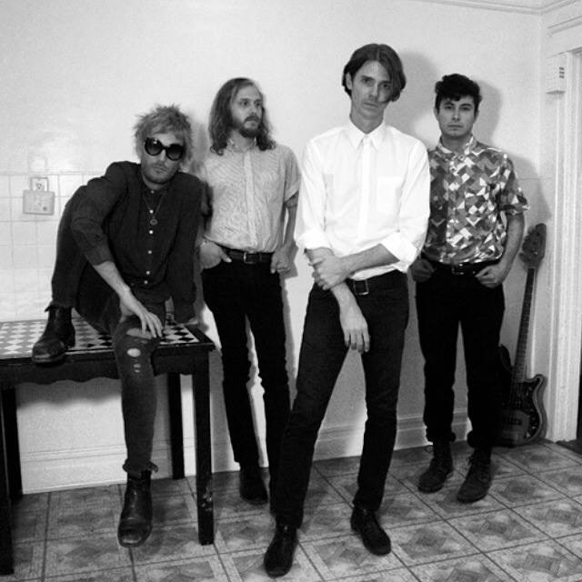 CORNERS (Burger Records) + INVITÉS at Casa Del Popolo