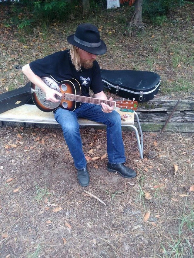 Dan Livingstone & Invités