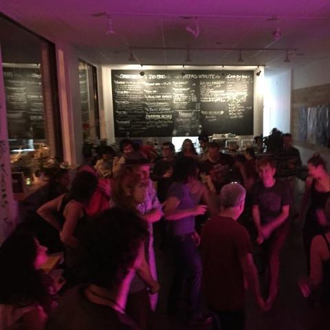 Delicious Grooves - Danse - Party