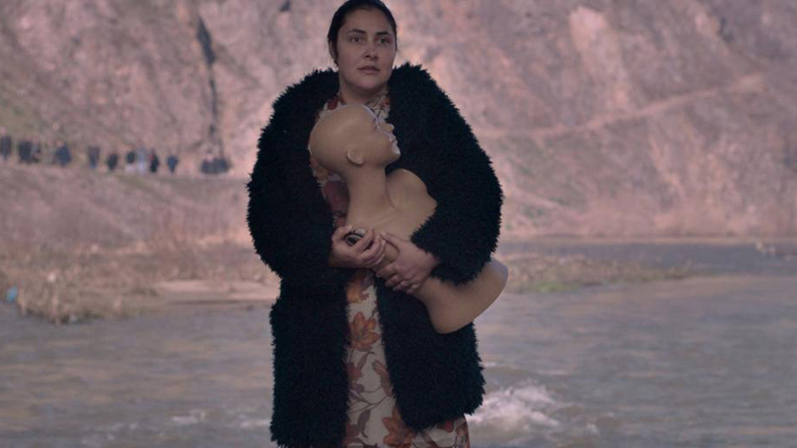 DIEU EXISTE, SON NOM EST PETRUNYA de Teona Strugar Mitevska: De Teona Strugar Mitevska, Zorica Nusheva, Labina Mitevska, Simeon Moni Damevski