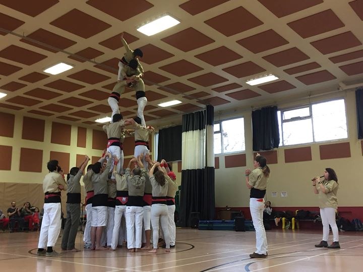 Démonstration des Castellers de Montréal