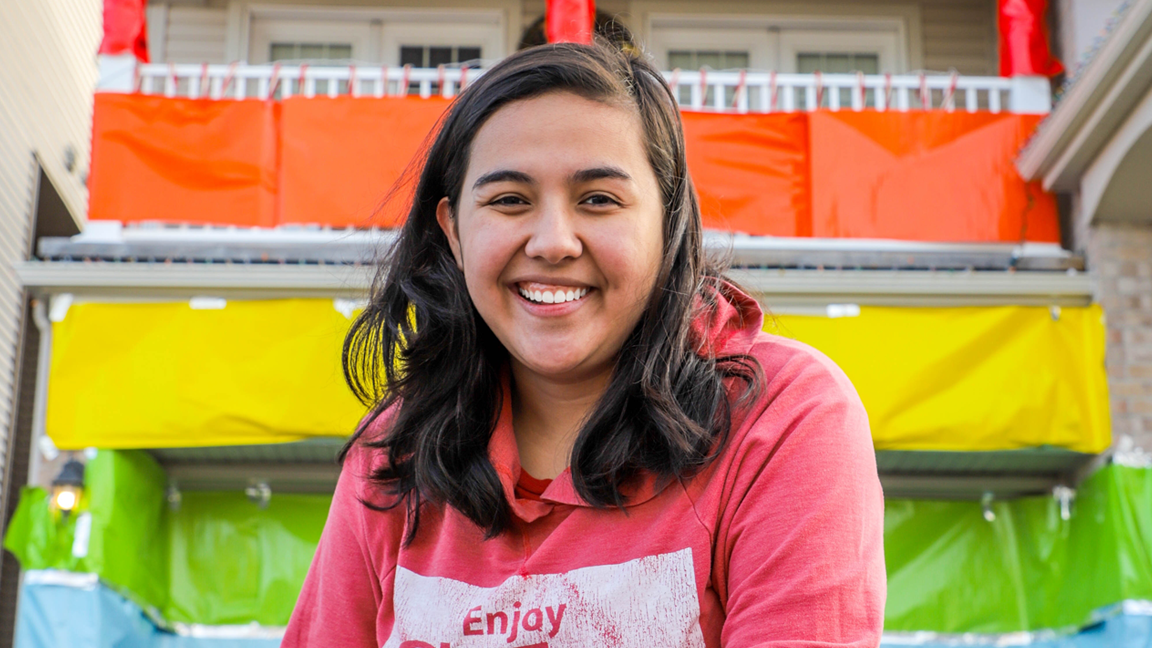 Elle Mills: Elle Mills