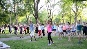 Gratuit- Danse Fitness dans un parc, très animée!