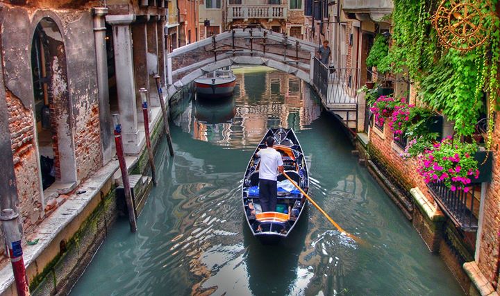 Histoire de l'art italien: boue, bois et lumière, ou la naissance de Venezia