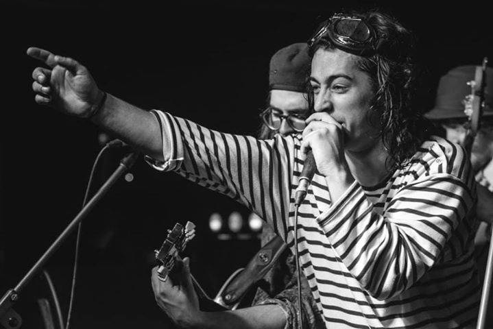 Hommage aux Colocs par Passe-moé la Puck