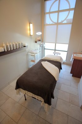 Ideal Body Clinic / Clinique Corps Ideal