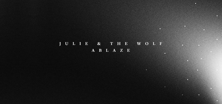 JULIE & THE WOLF