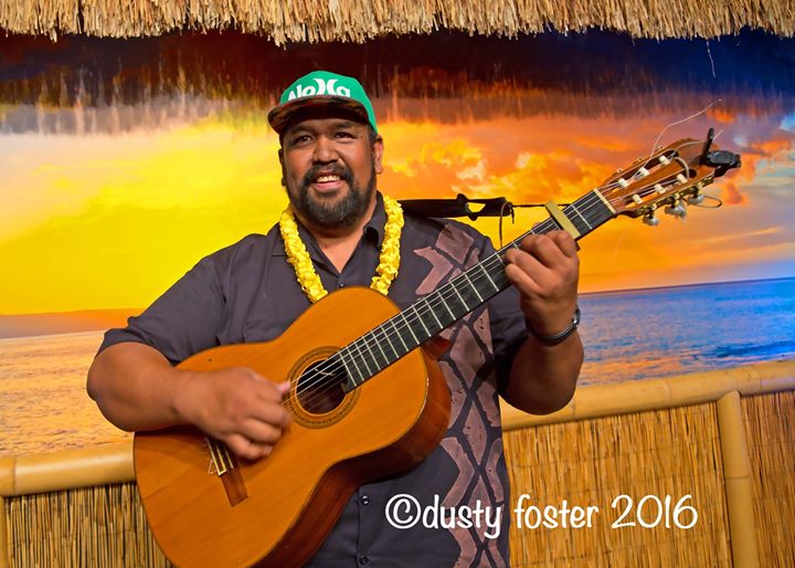 Kawika Kahiapo Slack at Napili Kai Beach Resort Aloha Pavilion