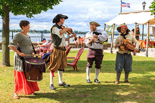 La fête de Saint-Louis et le symposium « Artistes sur le champ »