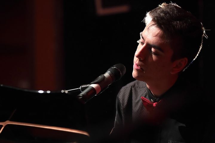 Les Pianos Publics De Montréal Au Diapason / PAT