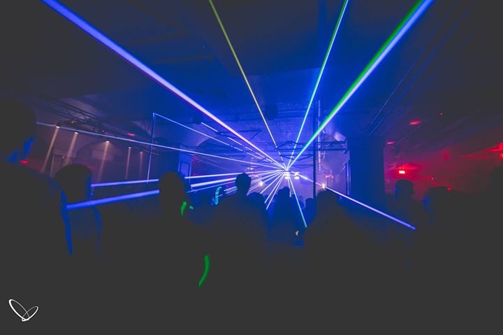 Loco Fern & Laflèche: Electric Circus