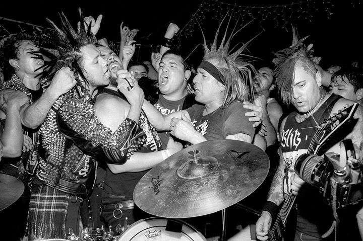 Los Punks + Spectacle de Age Of Fear au Centre Phi