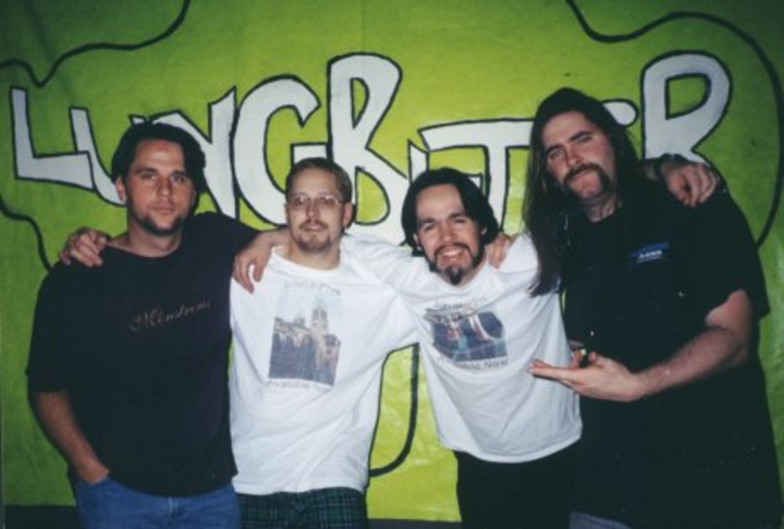 Lungbutter + Drywall + Tinycastles