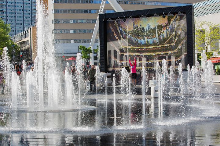 MAËSTRO - Une nouvelle animation multimédia de la fontaine de la place des Festivals