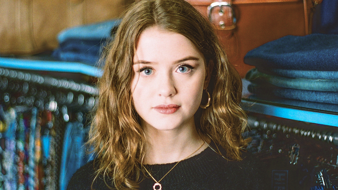 Maisie Peters, Jack Gray