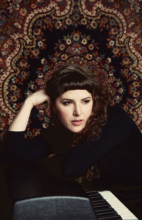 Michelle Willis & Ariana Gillis // Blacksheep Inn