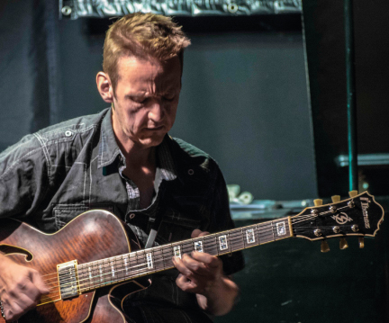 Mike Rud - Lancement de l'album Miniatures