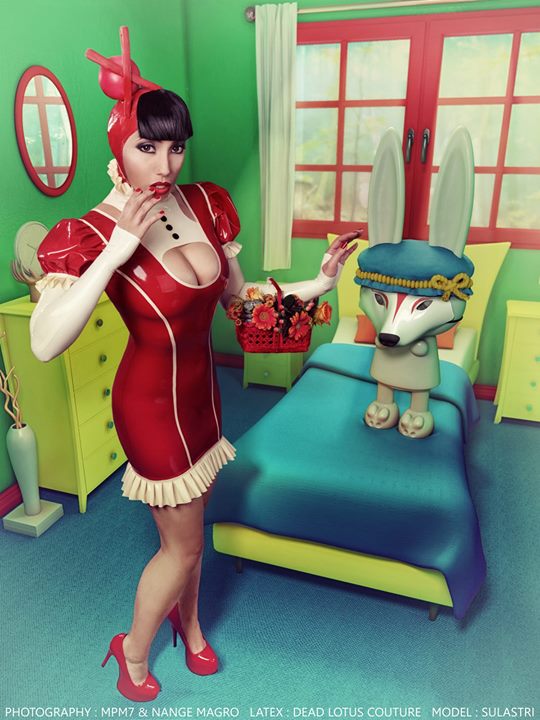 Montreal Fetish Weekend Latextacy Fairytale Cosplay Fetish & Fantasy Ball