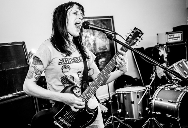 Nervosas + Criminal Code + POLICE DES MOEURS + Effet Werther + Security