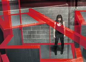 Par le chas de l'aiguille