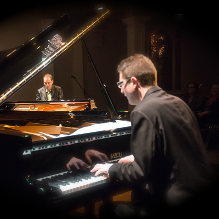 Piano caméléon et Oliver Jones