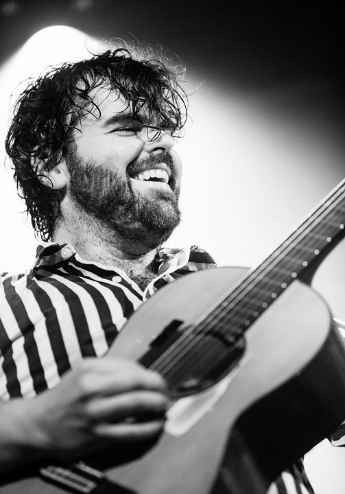 Pépé et sa guitare en trio à la Cabane Panache et Bois rond