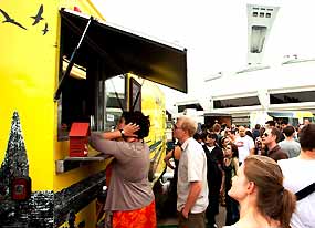 Premiers vendredis du mois - cuisine de rue de Montréal