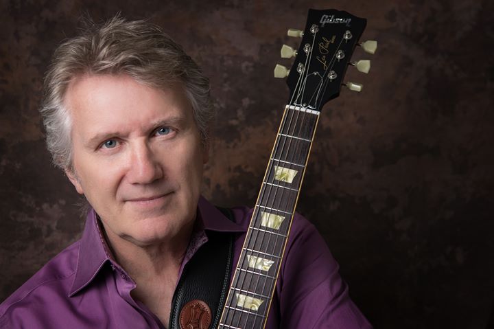 Rik Emmett of Triumph - Acoustic Duo Performance at The Tin Pan