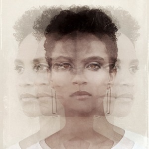 Sarah Elizabeth Charles with Ajoyo at Club Balattou (June 3, 2015)